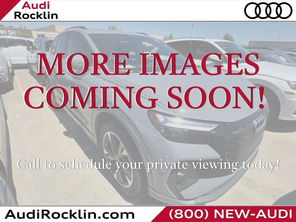 2024 AUDI Q4