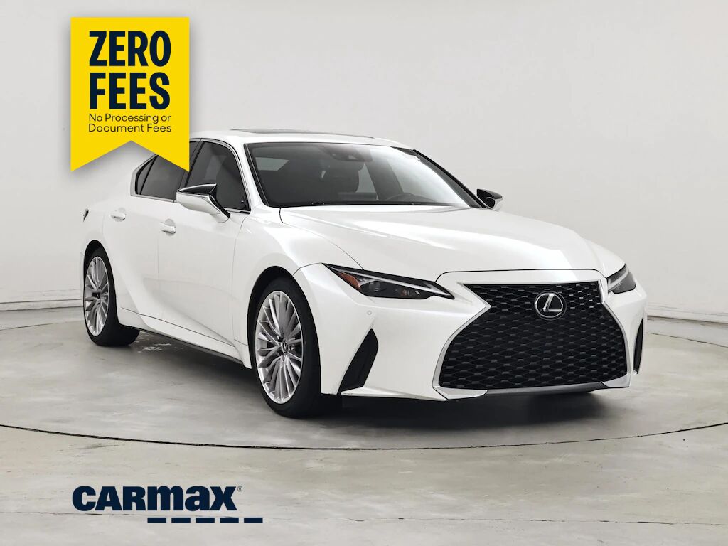 2022 LEXUS IS