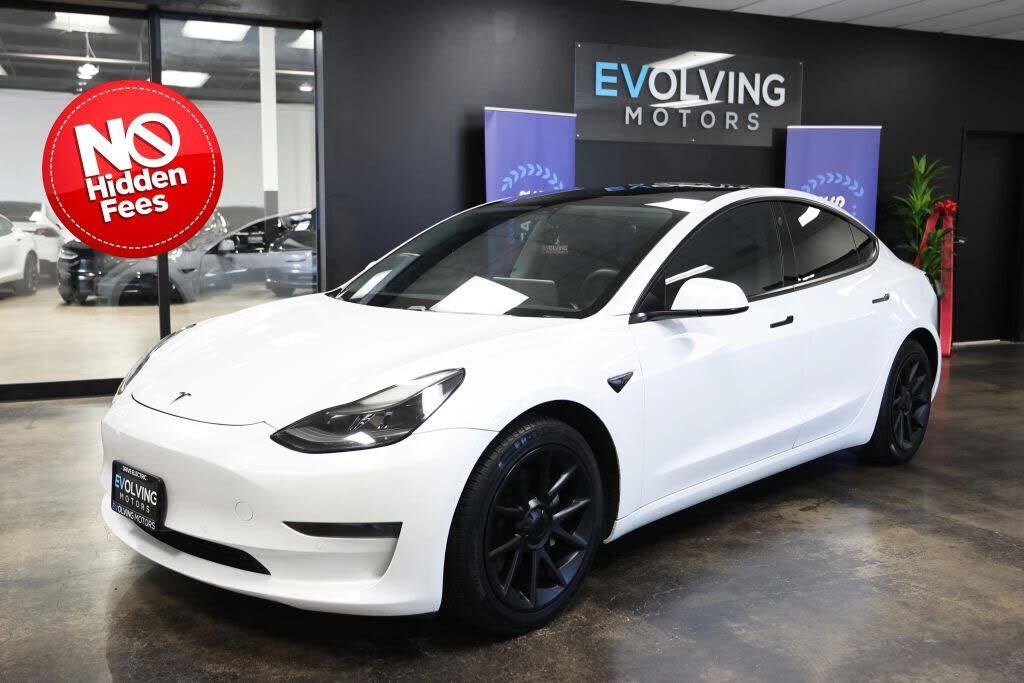 2021 TESLA Model 3