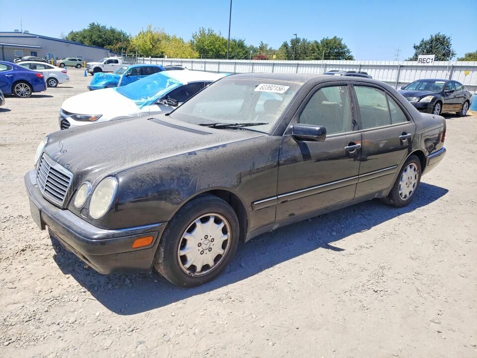 1996 MERCEDES-BENZ E-Class