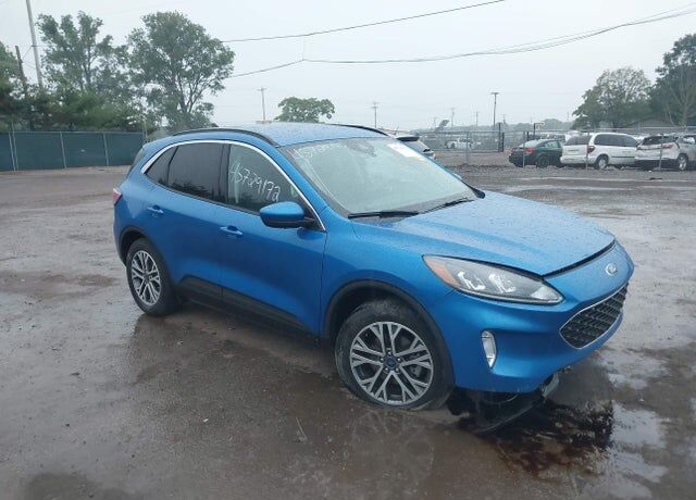 2021 FORD Escape