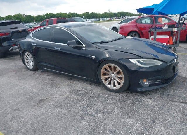 2017 TESLA Model S