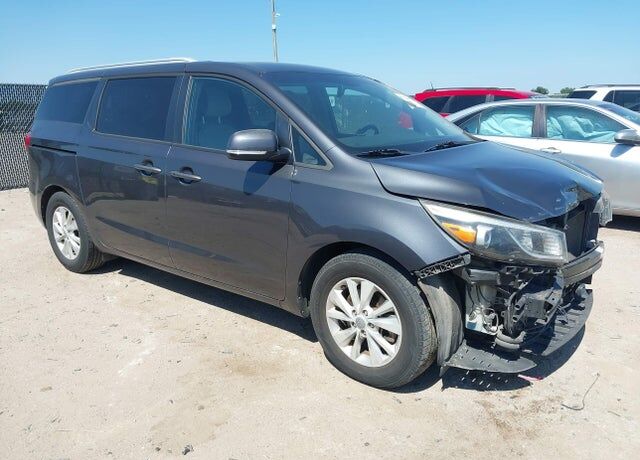 2017 KIA Sedona