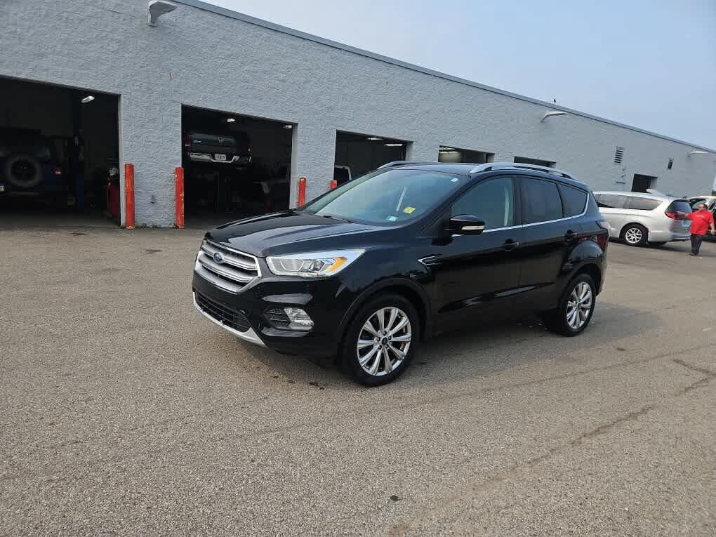 2017 FORD Escape