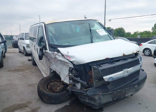 2015 CHEVROLET Express