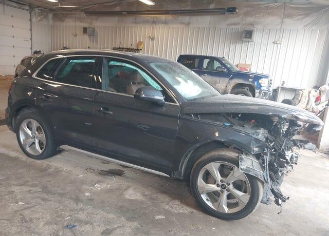 2021 AUDI Q5