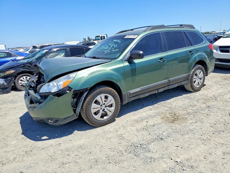 2012 SUBARU Outback