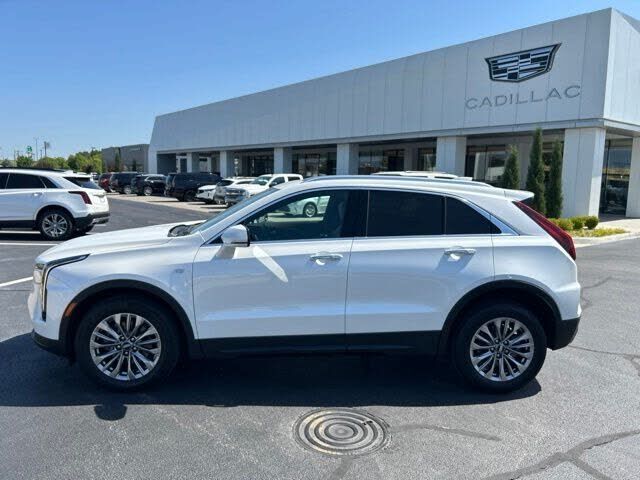 2024 CADILLAC XT4