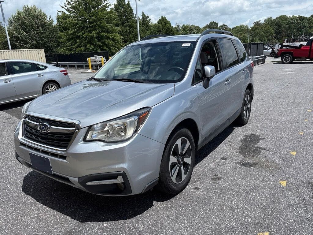 2017 SUBARU Forester