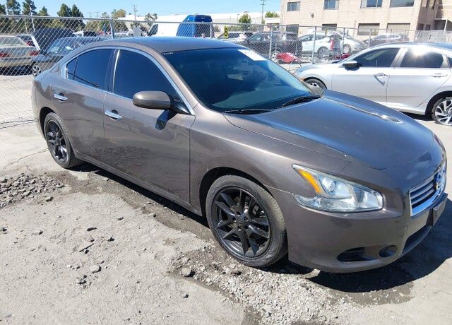 2012 NISSAN Maxima