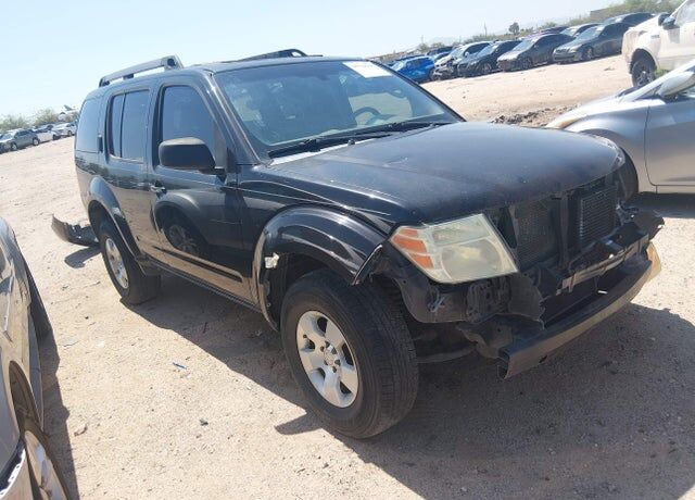 2011 NISSAN Pathfinder