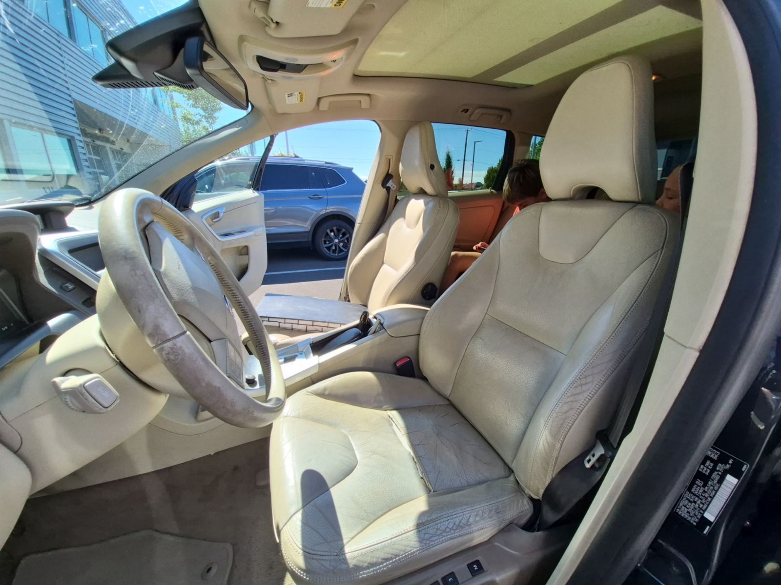 2010 VOLVO XC60