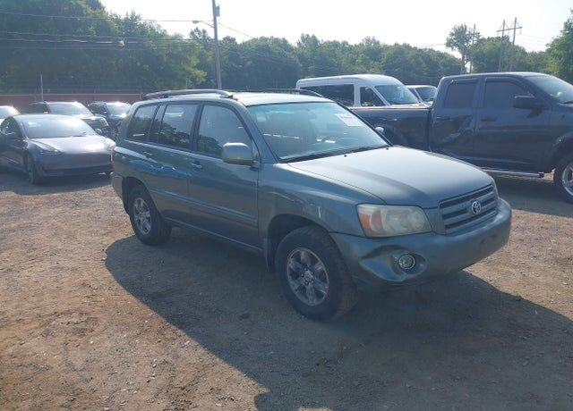2004 TOYOTA Highlander