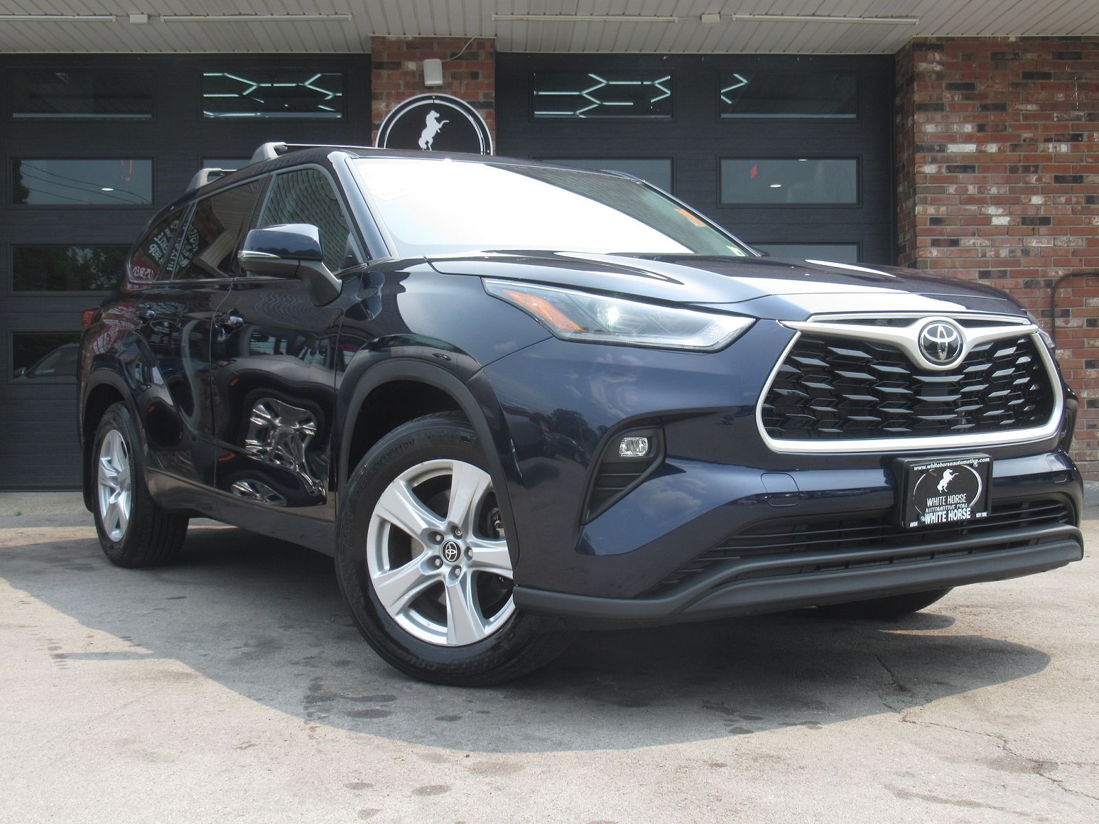 2021 TOYOTA Highlander