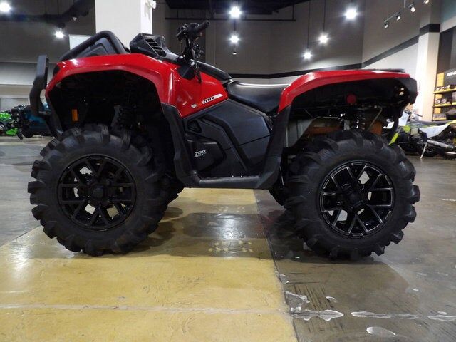 2025 CAN-AM Outlander