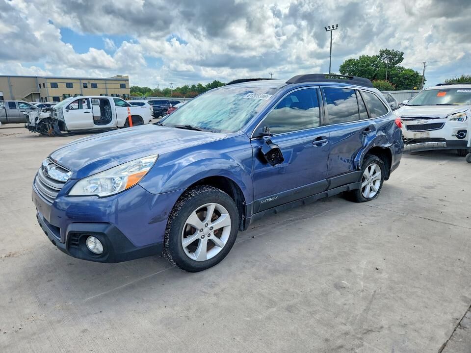 2013 SUBARU Outback