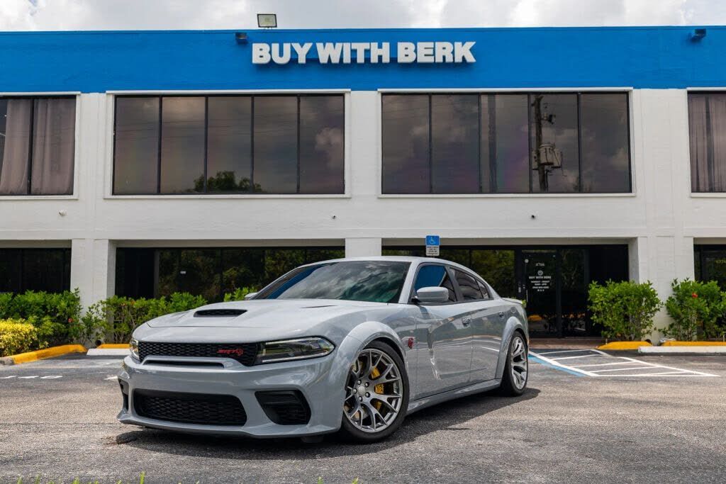 2022 DODGE Charger