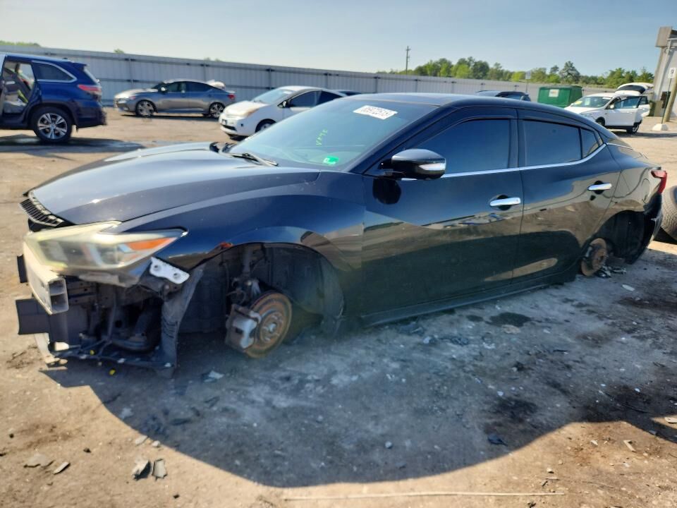 2017 NISSAN Maxima