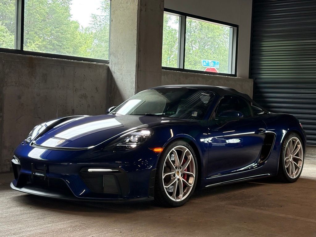 2022 PORSCHE 718