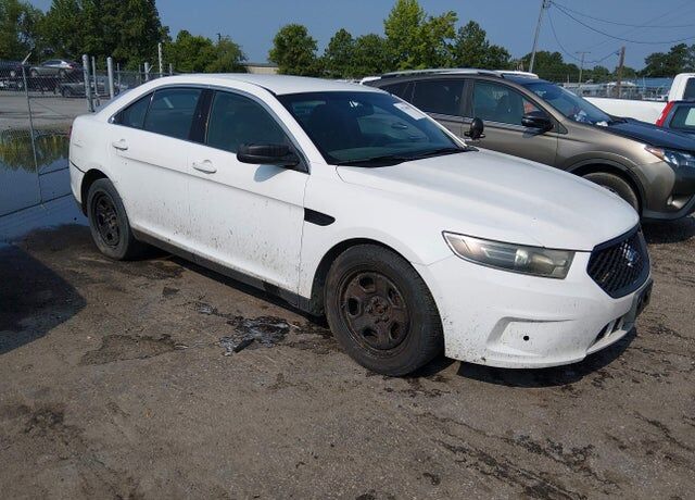 2015 FORD Taurus