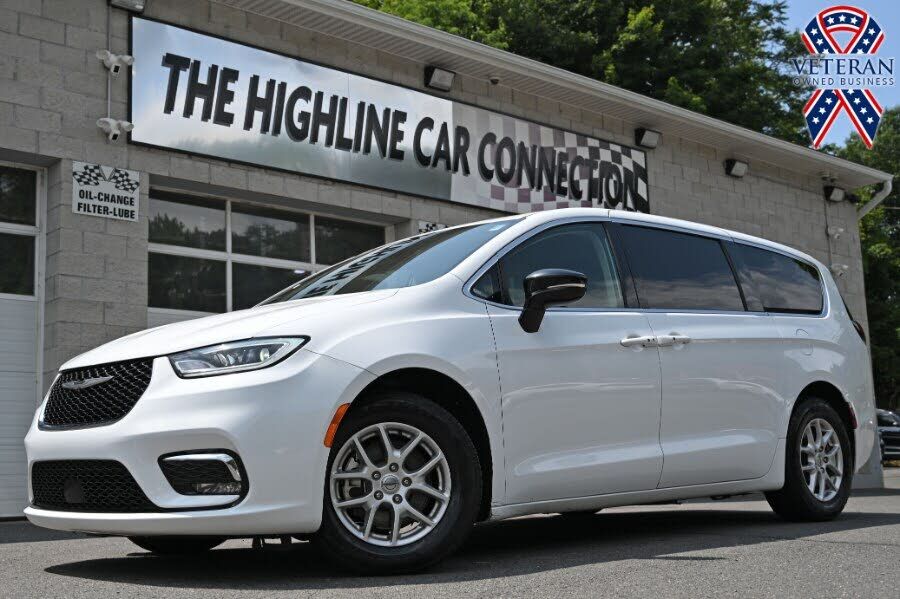 2024 CHRYSLER Pacifica