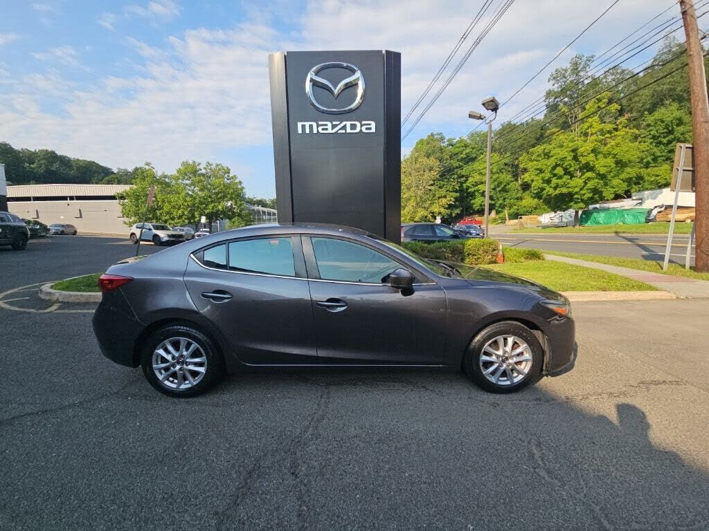 2018 MAZDA Mazda3