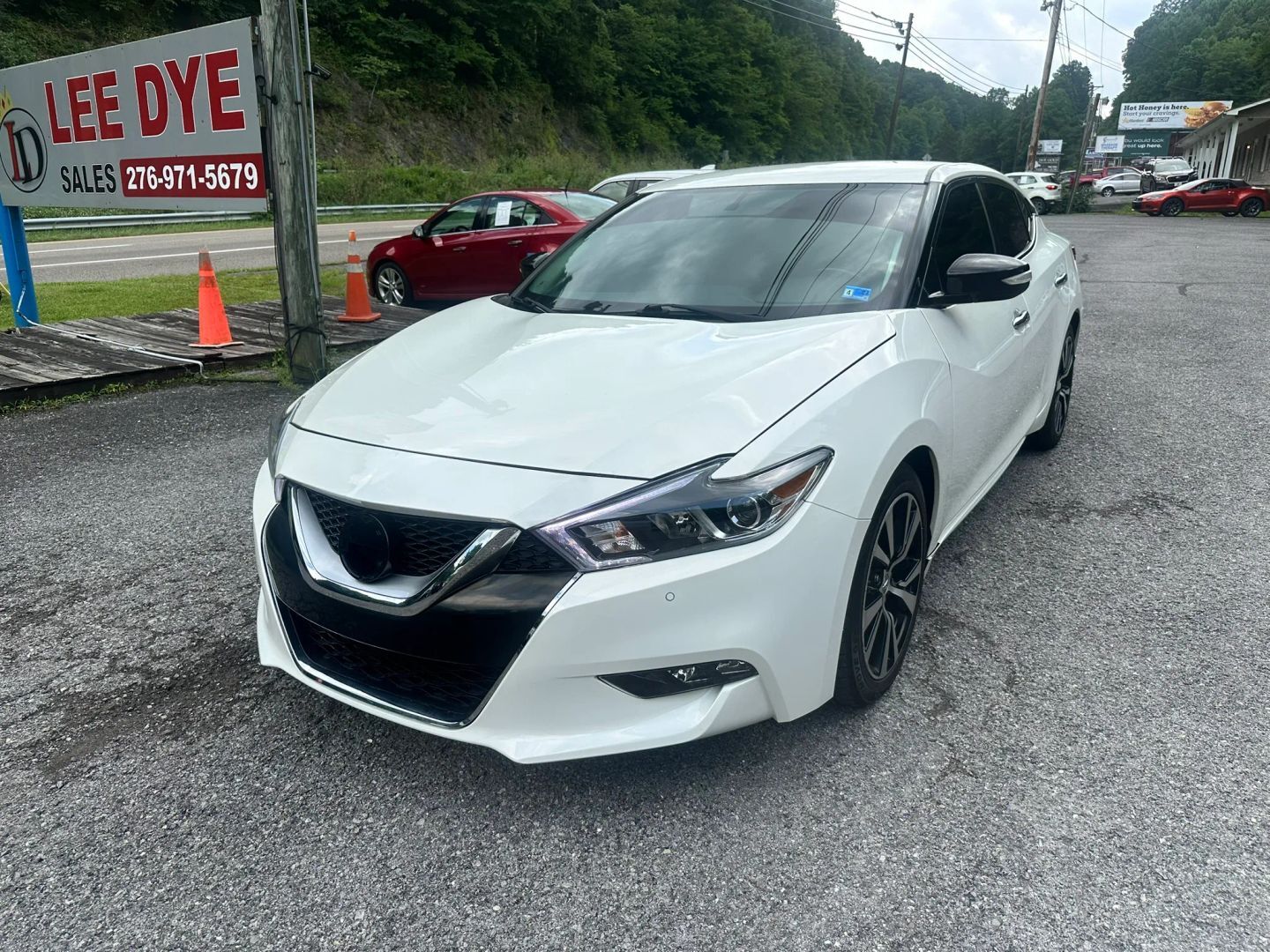 2017 NISSAN Maxima