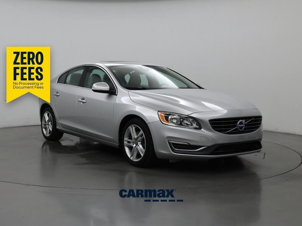 2015 VOLVO S60