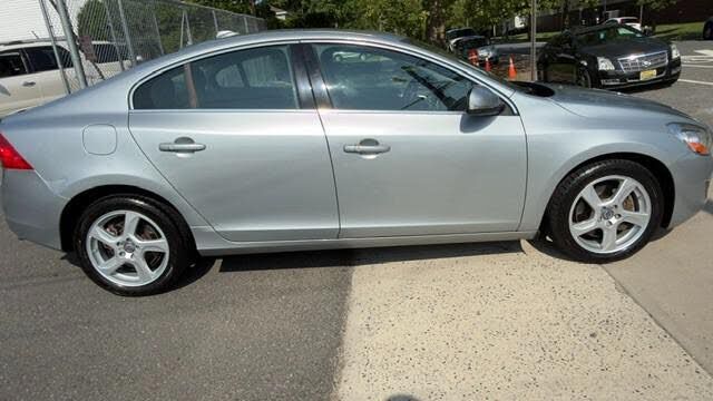2013 VOLVO S60