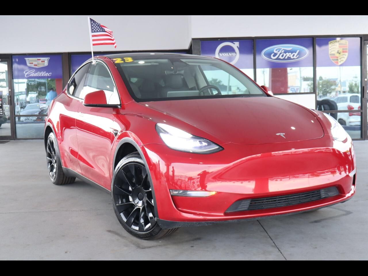 2023 TESLA Model Y