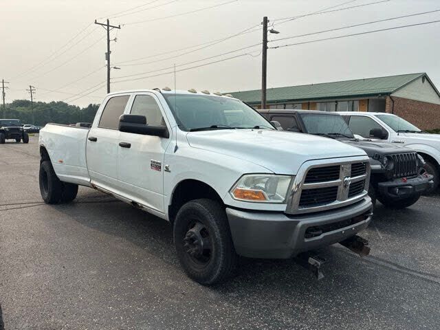 2011 DODGE Ram
