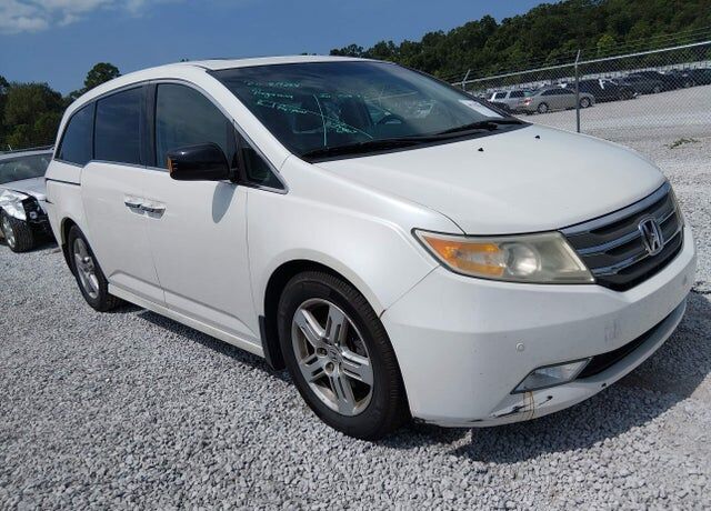 2013 HONDA Odyssey