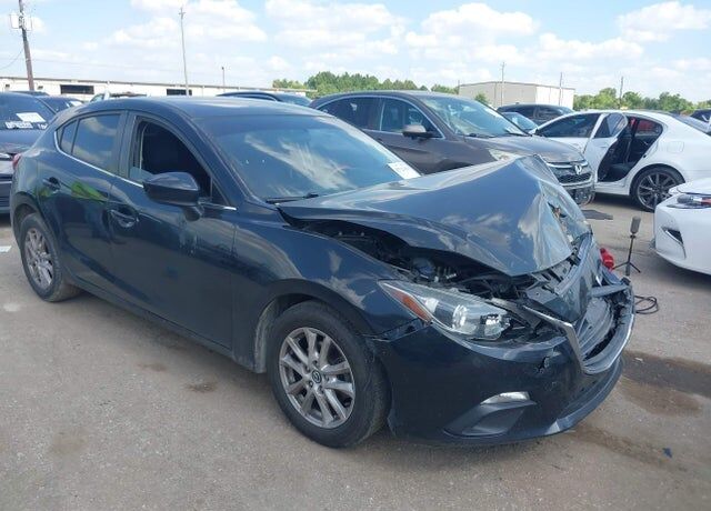 2014 MAZDA Mazda3