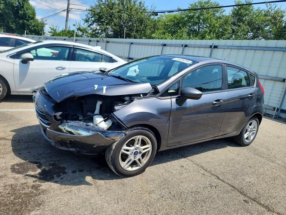 2017 FORD Fiesta