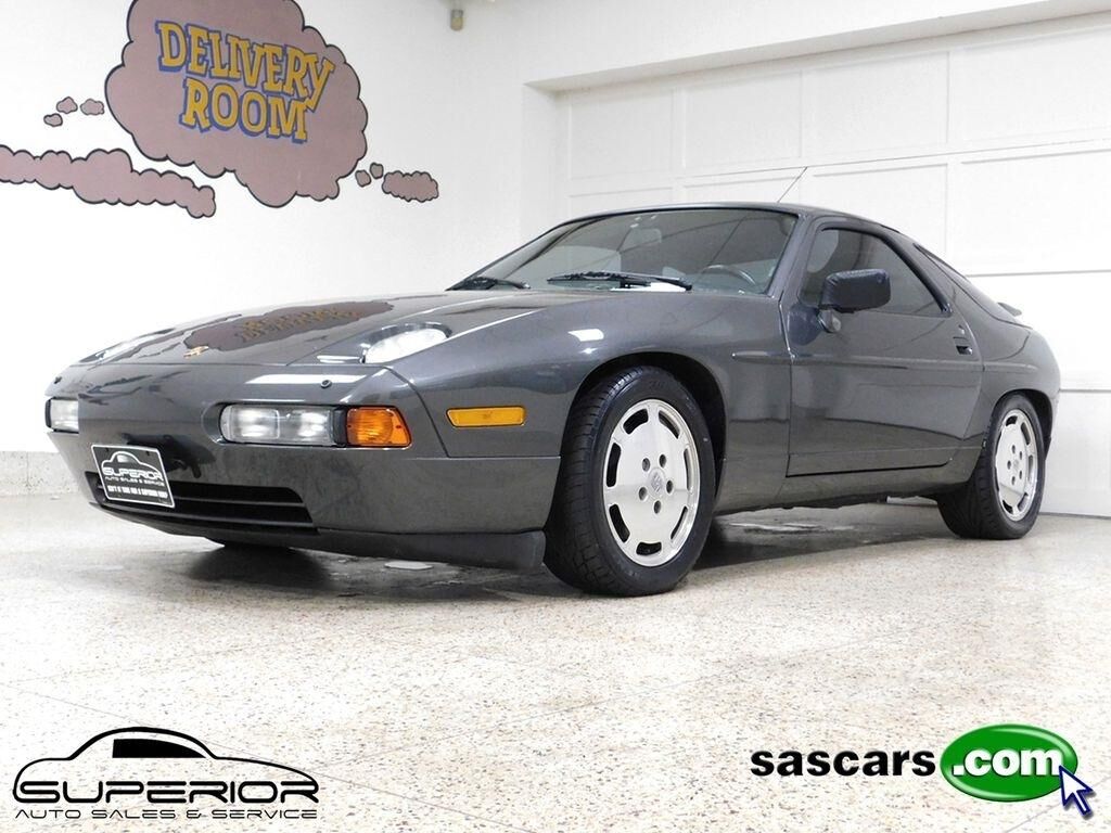 1989 PORSCHE 928
