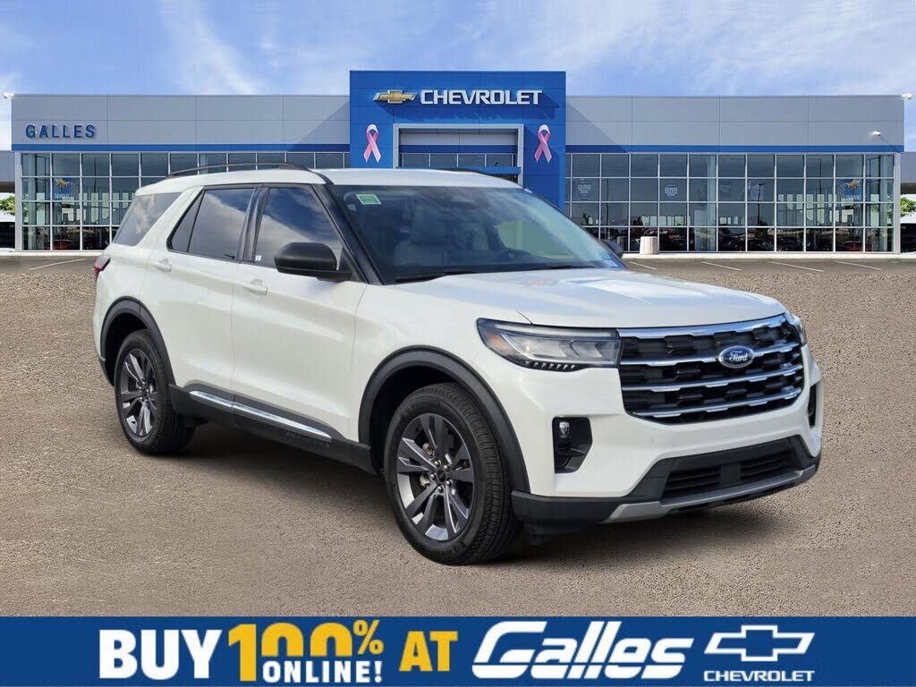 2025 FORD Explorer