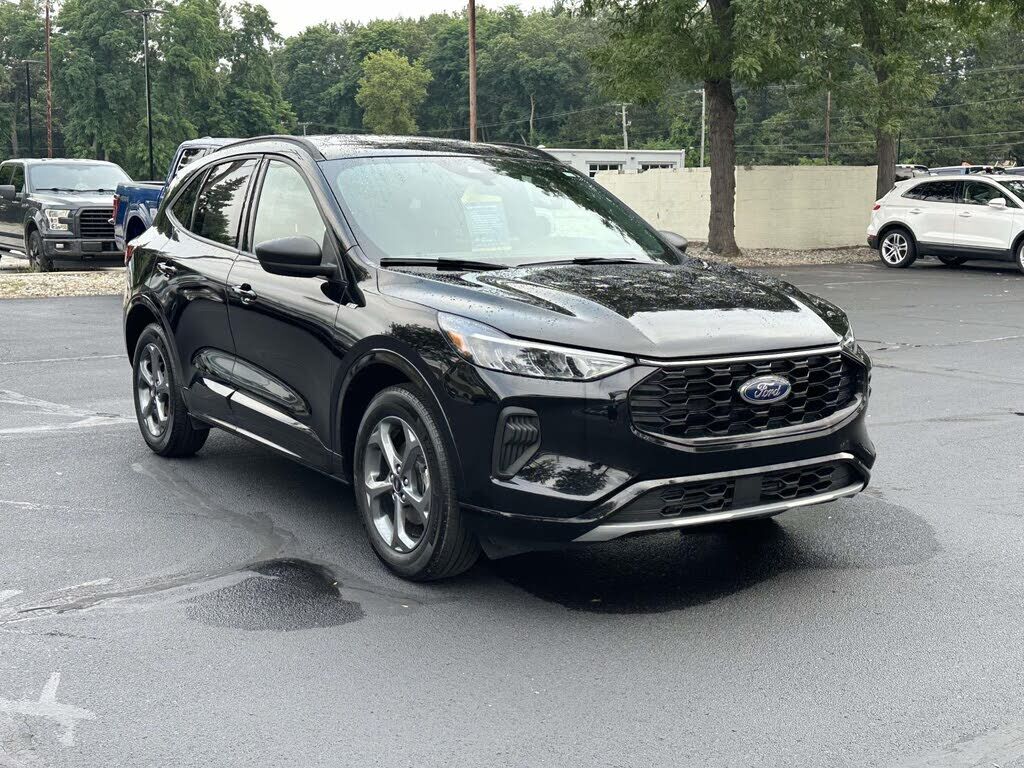 2023 FORD Escape
