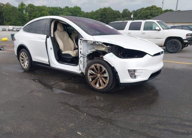 2018 TESLA Model X