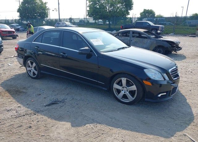 2011 MERCEDES-BENZ E-Class