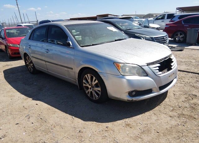 2008 TOYOTA Avalon