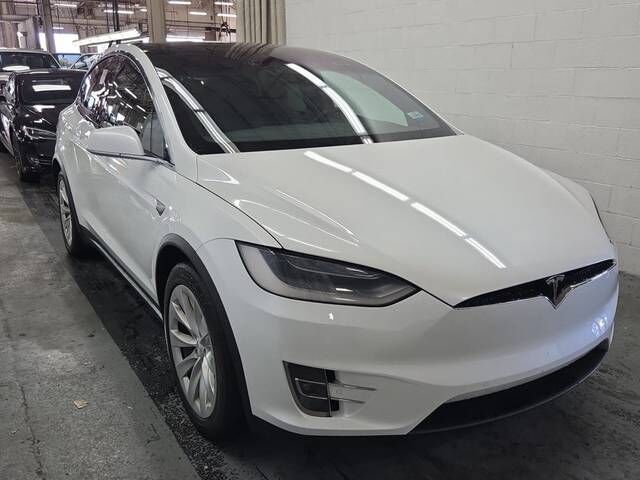 2019 TESLA Model X
