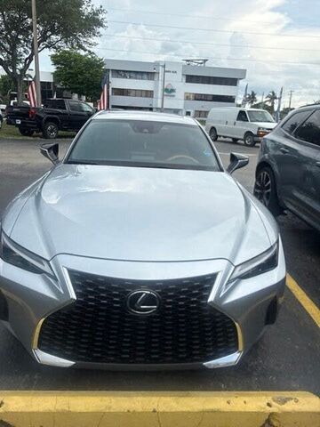 2024 LEXUS IS