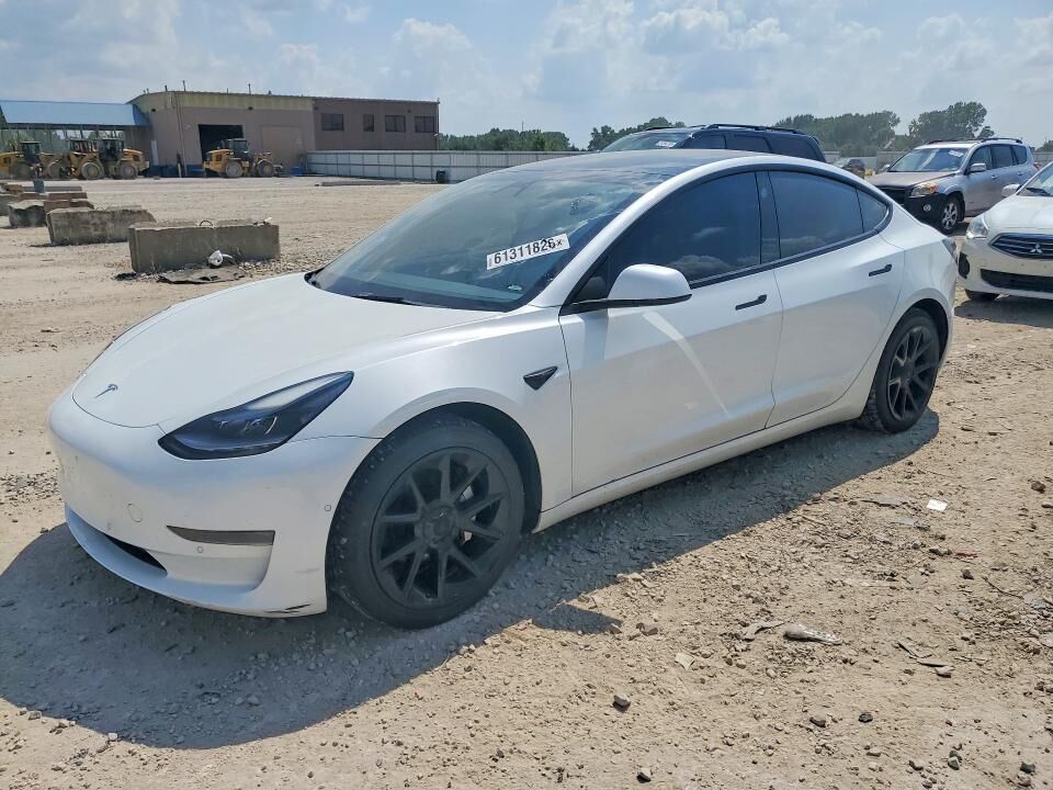 2021 TESLA Model 3