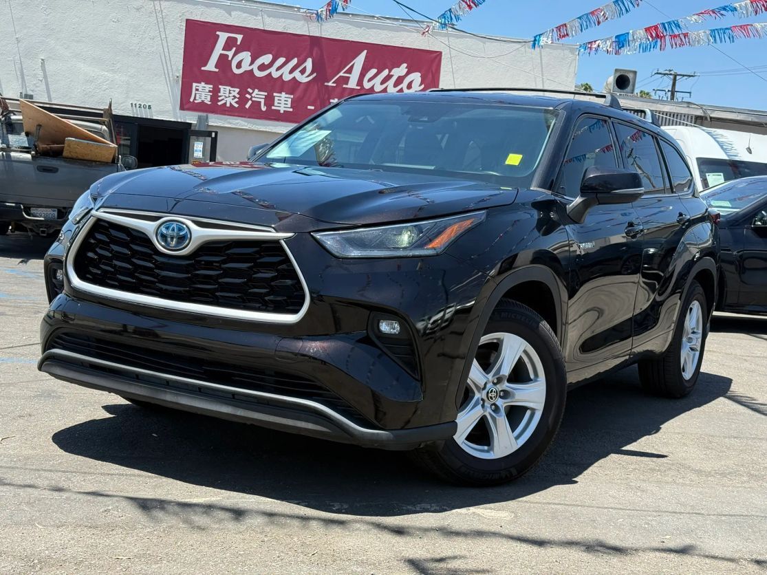 2021 TOYOTA Highlander