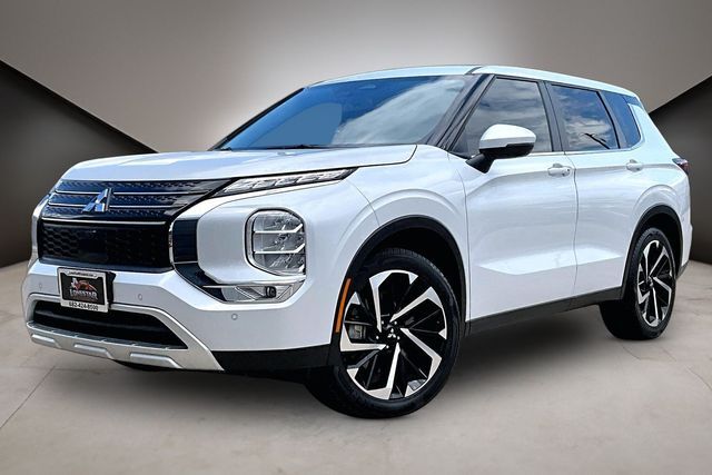 2024 MITSUBISHI Outlander