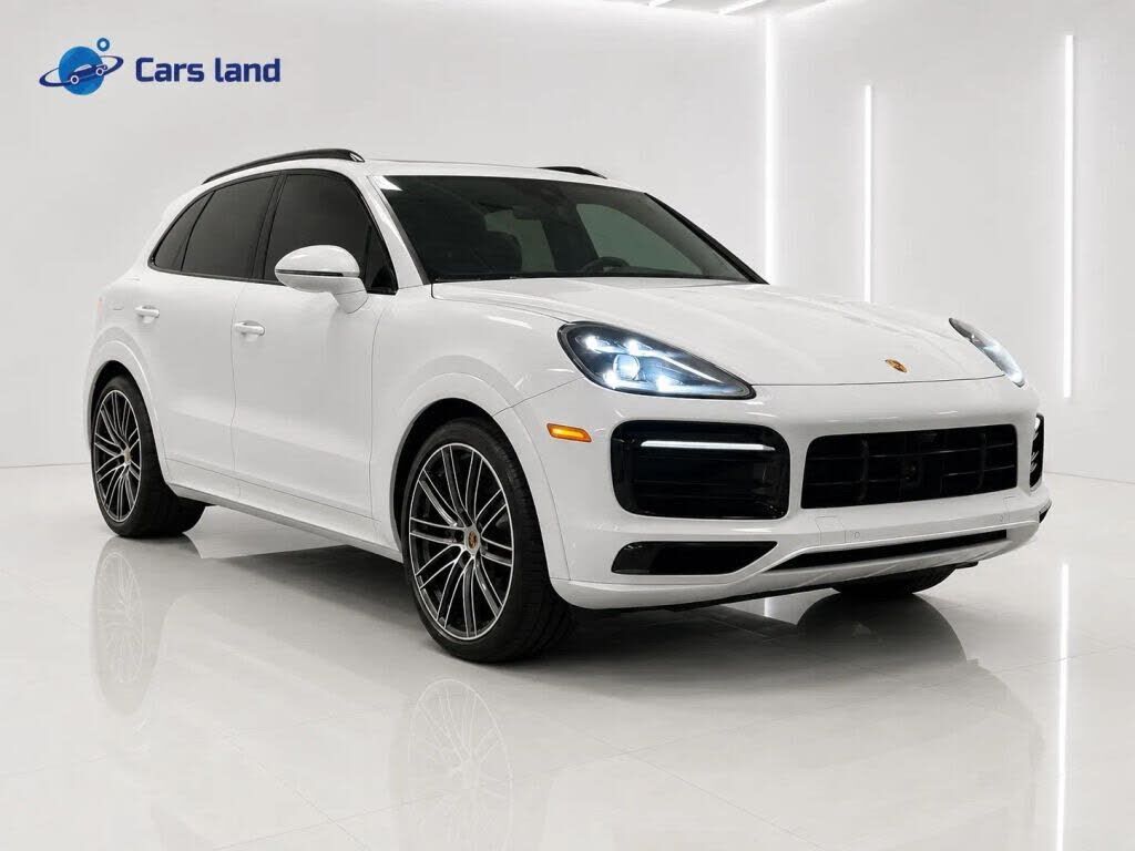 2021 PORSCHE Cayenne