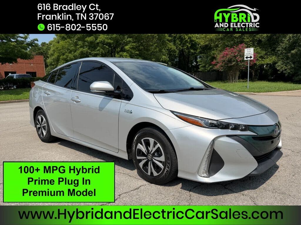 2017 TOYOTA Prius