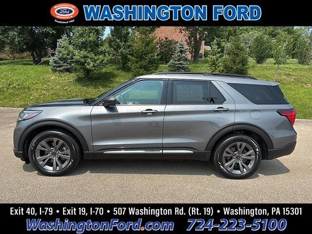 2025 FORD Explorer