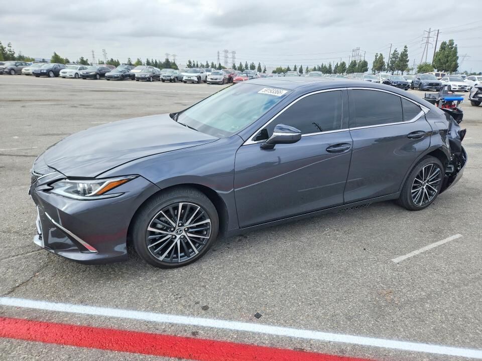 2023 LEXUS ES