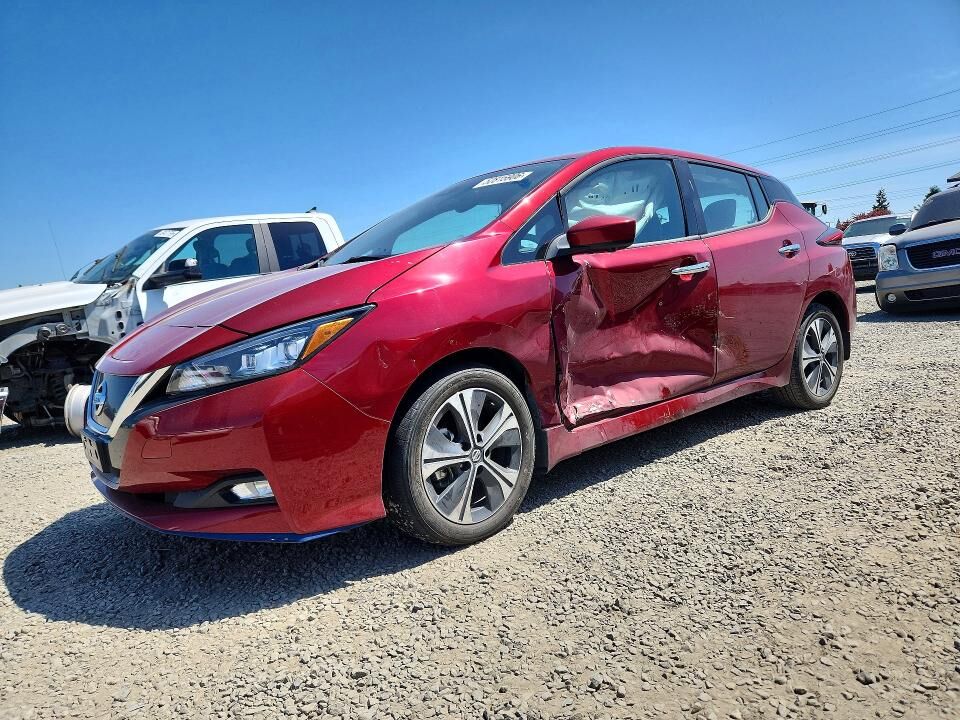 2022 NISSAN Leaf